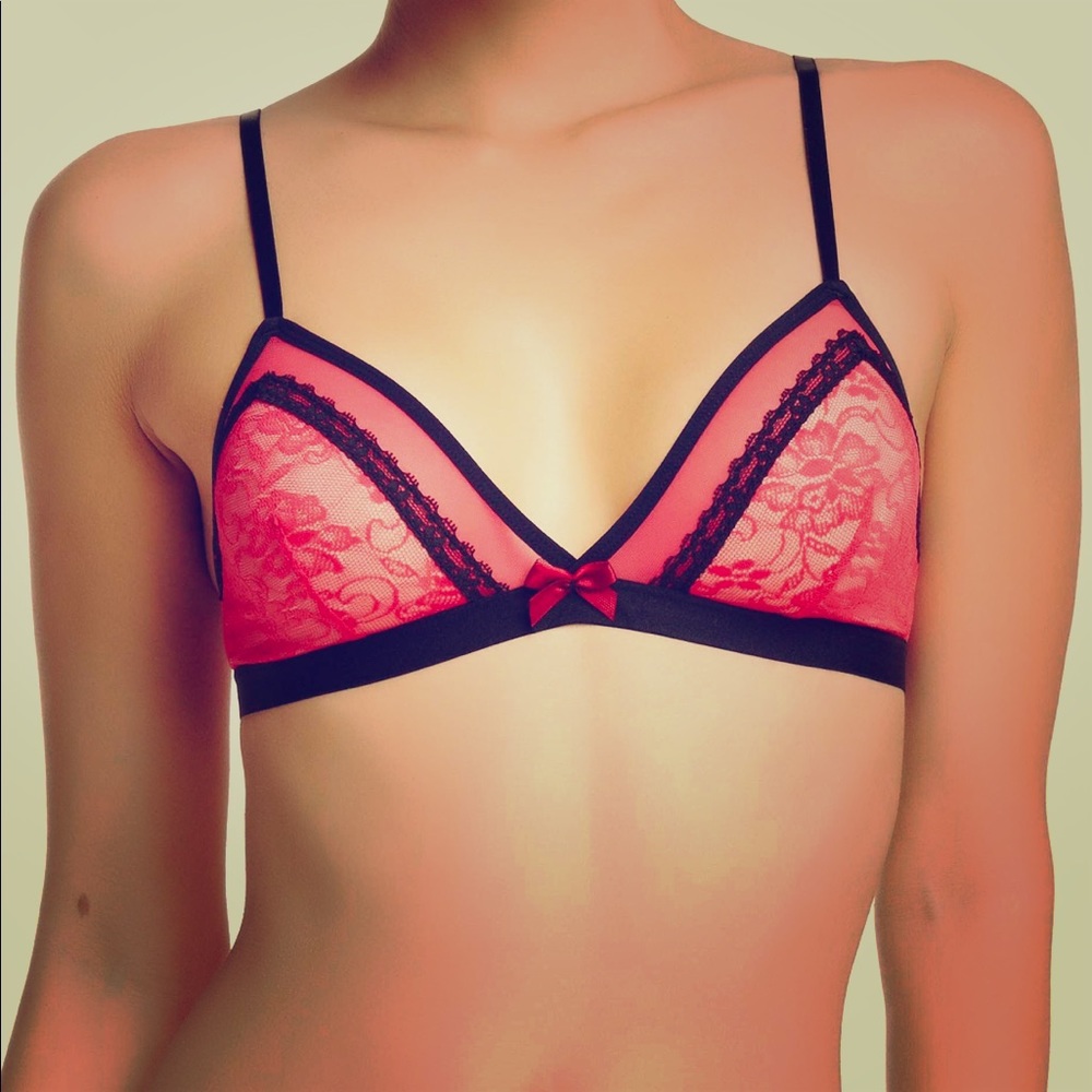 Betsey Johnson bralette 💕 NWT